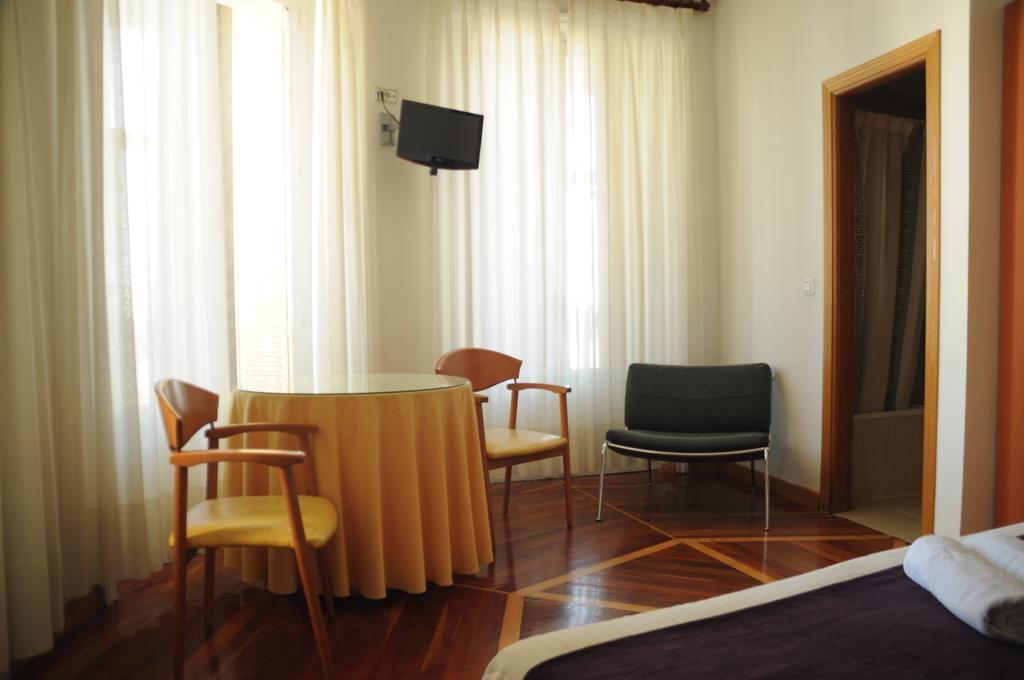Hostal Jerez Madrid Exterior photo