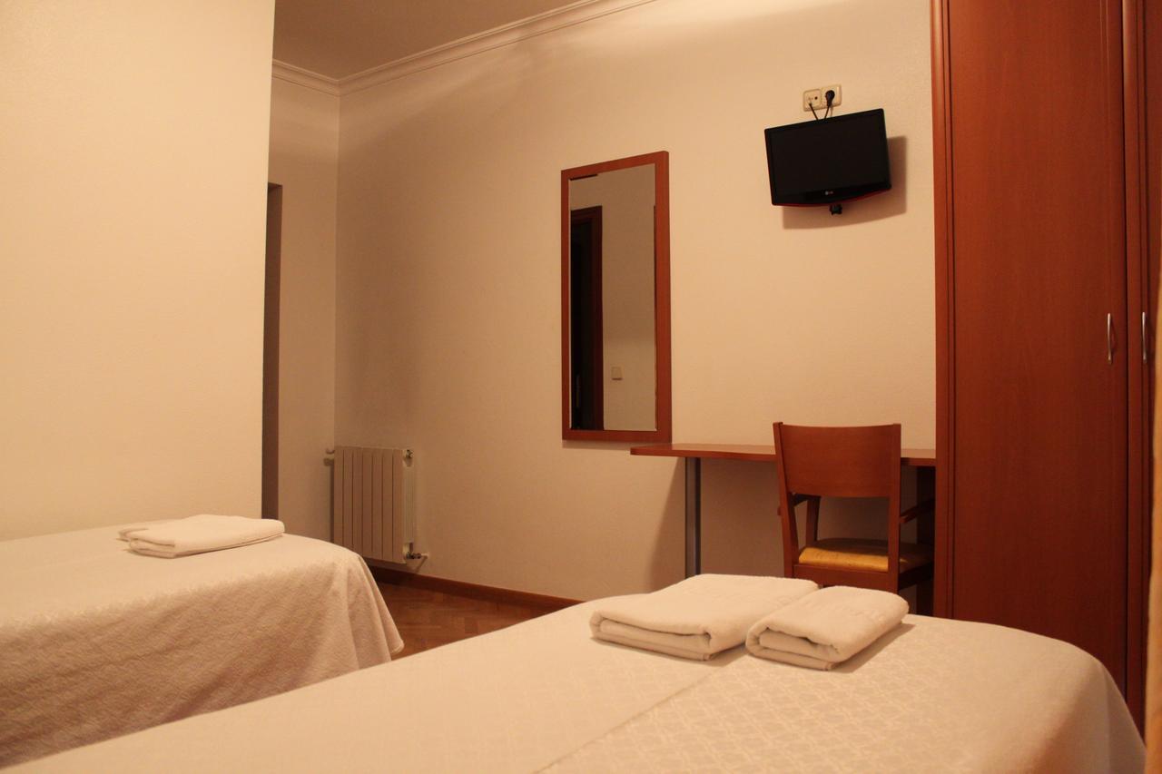 Hostal Jerez Madrid Exterior photo