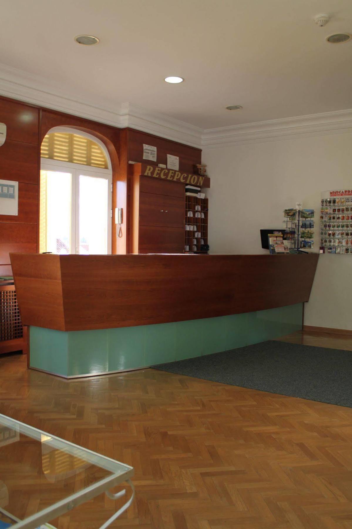 Hostal Jerez Madrid Exterior photo